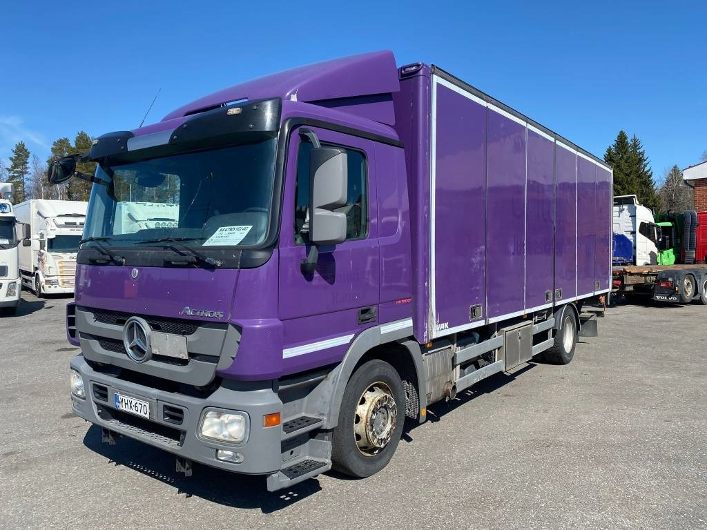 Mercedes-Benz Actros 1832 - Tovornjak zabojnik: slika 1 Mercedes-Benz Actros 1832 - Tovornjak zabojnik: slika 1