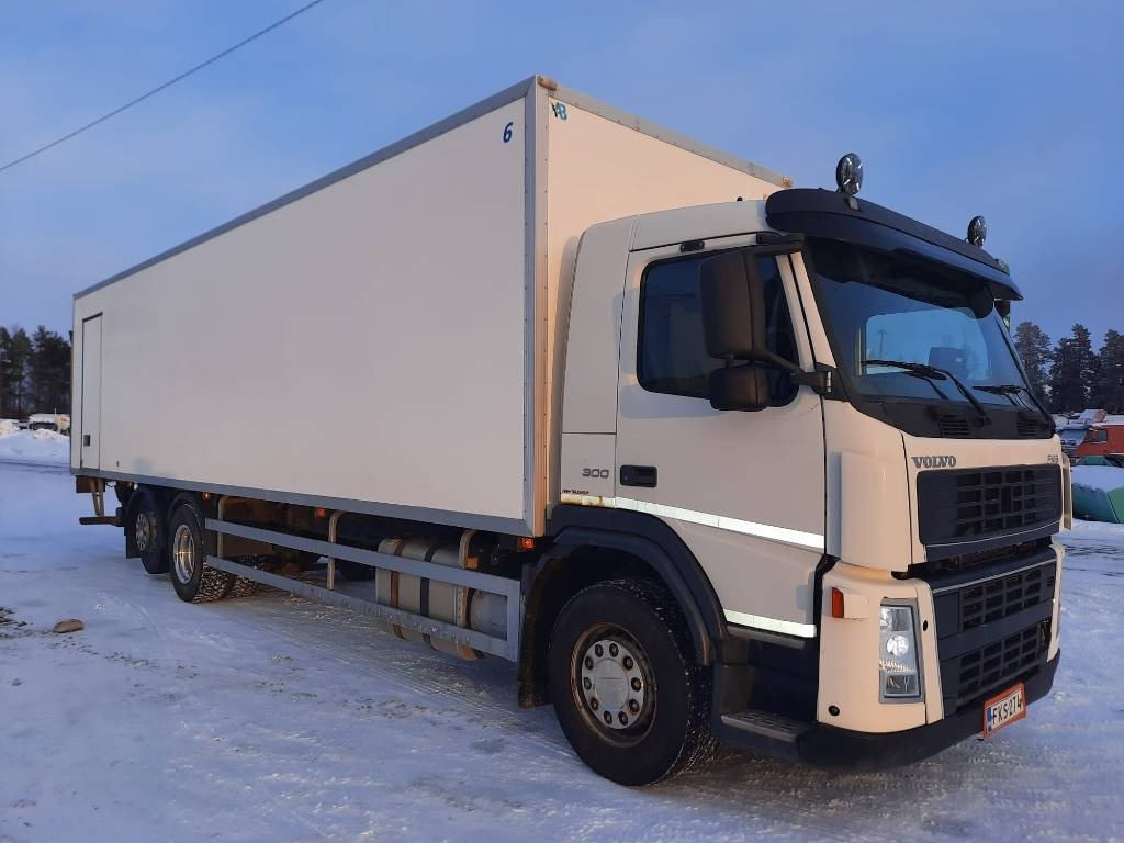 Volvo FM 9 300 - Tovornjak zabojnik: slika 2 Volvo FM 9 300 - Tovornjak zabojnik: slika 2