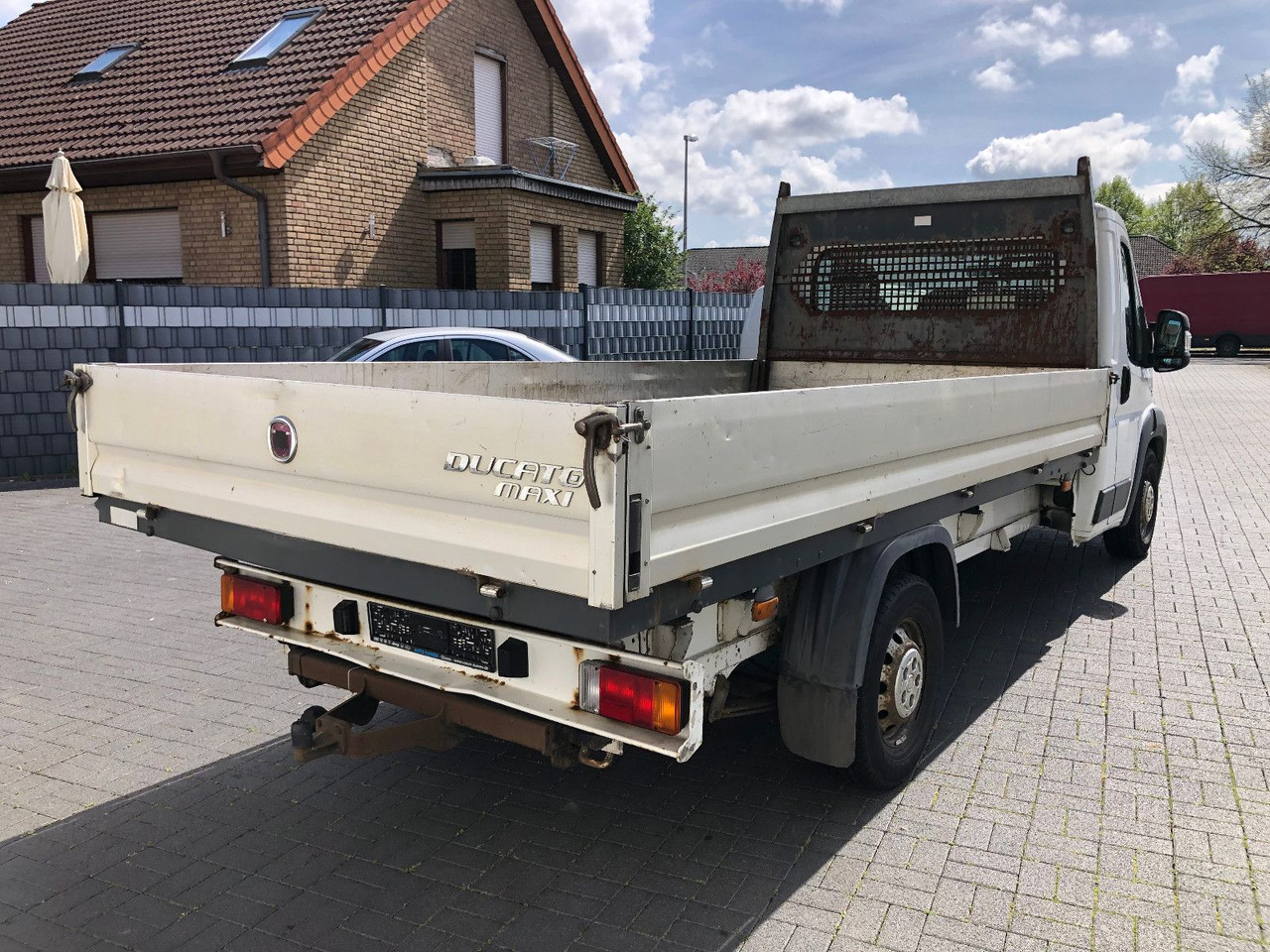Fiat Ducato 2.3 Maxi Pritsche 35 130 L5 - Dostavno vozilo s kesonom: slika 4 Fiat Ducato 2.3 Maxi Pritsche 35 130 L5 - Dostavno vozilo s kesonom: slika 4