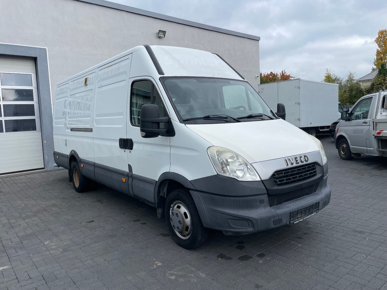 Iveco Daily 3.0 D 50C17, Klima, Maxi - Furgon: slika 1 Iveco Daily 3.0 D 50C17, Klima, Maxi - Furgon: slika 1