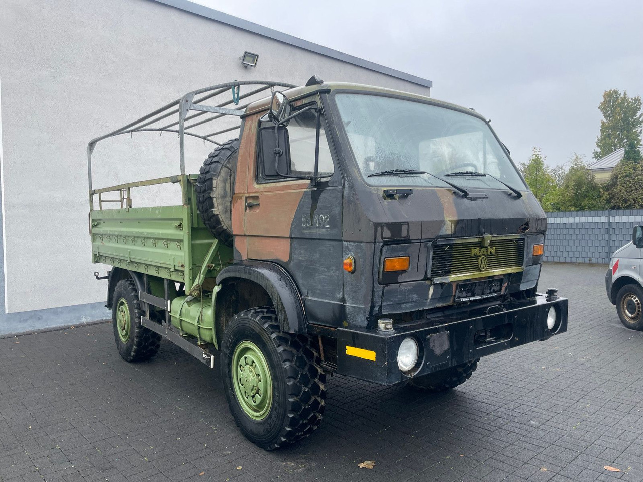 MAN 8.136 4X4 - Dostavno vozilo s kesonom: slika 1 MAN 8.136 4X4 - Dostavno vozilo s kesonom: slika 1