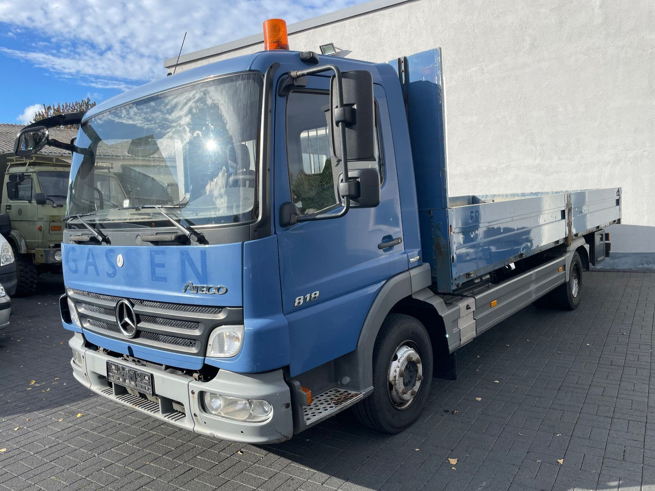 Mercedes-Benz Atego 818 Pritsche Euro 5 - Dostavno vozilo s kesonom: slika 3 Mercedes-Benz Atego 818 Pritsche Euro 5 - Dostavno vozilo s kesonom: slika 3