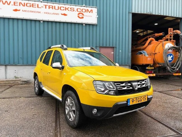 Dacia Duster 1.5DCI 4x4 MINI MPV (6 GEARS MANUAL GEARBOX / AIRCONDITIONING / CRUISE CONTROL / ETC.) - Avtomobil: slika 2 Dacia Duster 1.5DCI 4x4 MINI MPV (6 GEARS MANUAL GEARBOX / AIRCONDITIONING / CRUISE CONTROL / ETC.) - Avtomobil: slika 2