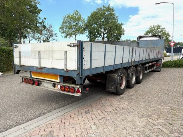 LAG 0-3-39-L 3-AXLE 13.60M. OPEN TRAILER WITH ALUMINIUM SIDE BORDS (FULL STEEL CHASSIS / DRUM BRAKES / ABS-BRAKE SYSTEM / WOODEN FLO - Polprikolica s kesonom: slika 3 LAG 0-3-39-L 3-AXLE 13.60M. OPEN TRAILER WITH ALUMINIUM SIDE BORDS (FULL STEEL CHASSIS / DRUM BRAKES / ABS-BRAKE SYSTEM / WOODEN FLO - Polprikolica s kesonom: slika 3