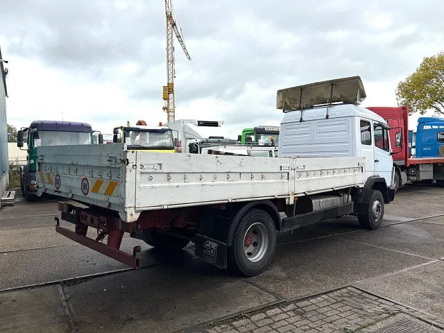 Mercedes-Benz 1117 K 6-CILINDER SLEEPERCAB (8 WHEEL NUTS / FULL STEEL SUSPENSION / MANUAL GEARBOX) - Tovornjak s kesonom: slika 3 Mercedes-Benz 1117 K 6-CILINDER SLEEPERCAB (8 WHEEL NUTS / FULL STEEL SUSPENSION / MANUAL GEARBOX) - Tovornjak s kesonom: slika 3