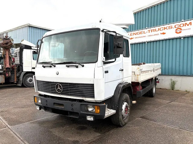 Mercedes-Benz 1117 K 6-CILINDER SLEEPERCAB (8 WHEEL NUTS / FULL STEEL SUSPENSION / MANUAL GEARBOX) - Tovornjak s kesonom: slika 1 Mercedes-Benz 1117 K 6-CILINDER SLEEPERCAB (8 WHEEL NUTS / FULL STEEL SUSPENSION / MANUAL GEARBOX) - Tovornjak s kesonom: slika 1