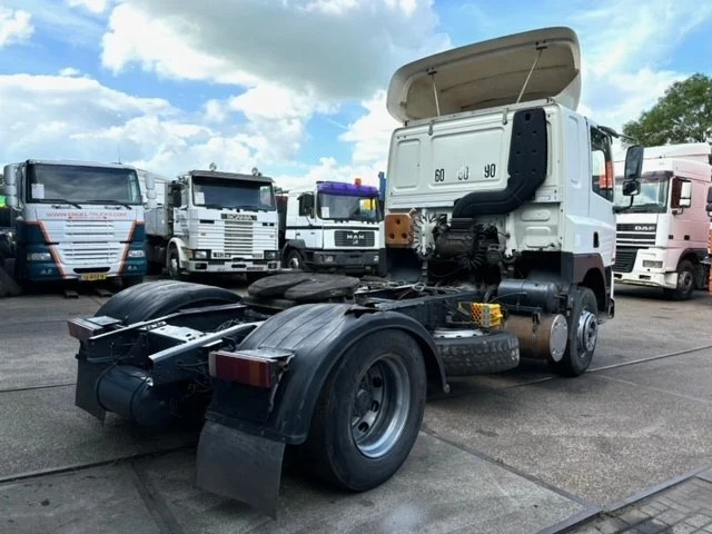 DAF 85.400 ATI SLEEPERCAB (EURO 2 / ZF16 MANUAL GEARBOX / ZF-INTARDER) - Vlačilec: slika 3 DAF 85.400 ATI SLEEPERCAB (EURO 2 / ZF16 MANUAL GEARBOX / ZF-INTARDER) - Vlačilec: slika 3