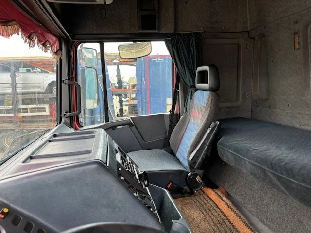 Vlačilec DAF 95.360 ATI SPACECAB (DUTCH TRUCK) (EURO 2 / ZF16 MANUAL GEARBOX / ABS BRAKE SYSTEM): slika 9