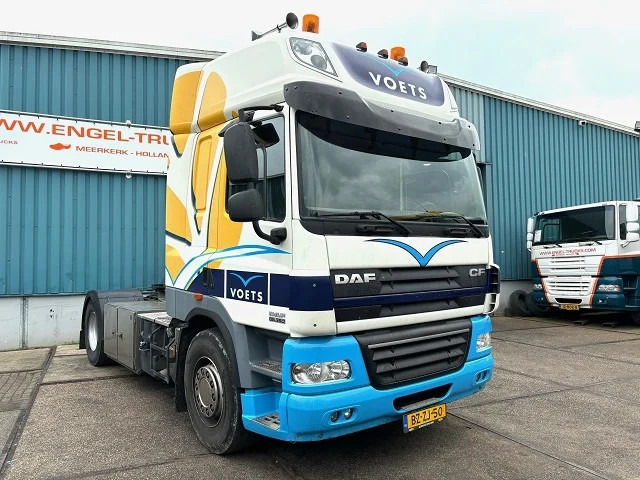 DAF CF 85 360 SPACECAB (ORIGINAL DUTCH TRUCK / LOW MILEAGE!!) (EURO 5 / 9.000 KG. FRONT-AXLE / AS-TRONIC / AIRCONDITIONING / FRONTVI - Vlačilec: slika 2 DAF CF 85 360 SPACECAB (ORIGINAL DUTCH TRUCK / LOW MILEAGE!!) (EURO 5 / 9.000 KG. FRONT-AXLE / AS-TRONIC / AIRCONDITIONING / FRONTVI - Vlačilec: slika 2