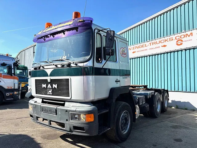 MAN 26.372 DFS 6x4 FULL STEEL TRACTOR (MANUAL GEARBOX / FULL STEEL SUSPENSION / REDUCTION AXLES) - Vlačilec: slika 1 MAN 26.372 DFS 6x4 FULL STEEL TRACTOR (MANUAL GEARBOX / FULL STEEL SUSPENSION / REDUCTION AXLES) - Vlačilec: slika 1