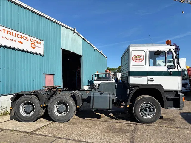 MAN 26.372 DFS 6x4 FULL STEEL TRACTOR (MANUAL GEARBOX / FULL STEEL SUSPENSION / REDUCTION AXLES) - Vlačilec: slika 4 MAN 26.372 DFS 6x4 FULL STEEL TRACTOR (MANUAL GEARBOX / FULL STEEL SUSPENSION / REDUCTION AXLES) - Vlačilec: slika 4