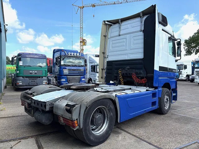 Mercedes-Benz Actros 1857 LS (MP1) MEGASPACE (EPS WITH CLUTCH (3-PEDALS) / RETARDER / REDUCTION AXLE / AIRCONDITIONING) - Vlačilec: slika 3 Mercedes-Benz Actros 1857 LS (MP1) MEGASPACE (EPS WITH CLUTCH (3-PEDALS) / RETARDER / REDUCTION AXLE / AIRCONDITIONING) - Vlačilec: slika 3