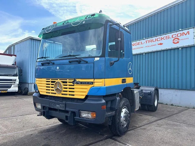 Mercedes-Benz Actros 2040 AS 4x4 FULL STEEL SUSPENSION (ZF16 MANUAL GEARBOX / FULL STEEL SUSPENSION / REDUCTION AXLES / AIRCONDITIONING) - Vlačilec: slika 1 Mercedes-Benz Actros 2040 AS 4x4 FULL STEEL SUSPENSION (ZF16 MANUAL GEARBOX / FULL STEEL SUSPENSION / REDUCTION AXLES / AIRCONDITIONING) - Vlačilec: slika 1