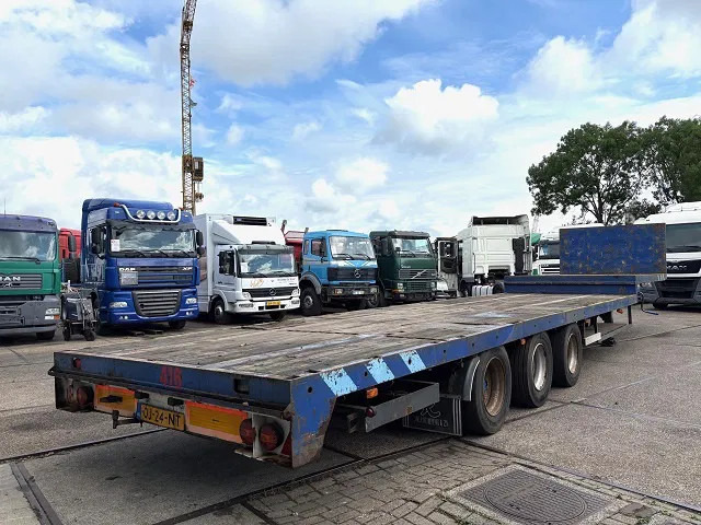 Zwalve 0.3.S.13.27 3-AS 13,60M. STEPDECK (BPW-AXLE / AIRSUSPENSION / LIFT-AXLE / 12 TIRES / ABS-BRAKE SYSTEM) - Nizko noseča polprikolica: slika 3 Zwalve 0.3.S.13.27 3-AS 13,60M. STEPDECK (BPW-AXLE / AIRSUSPENSION / LIFT-AXLE / 12 TIRES / ABS-BRAKE SYSTEM) - Nizko noseča polprikolica: slika 3