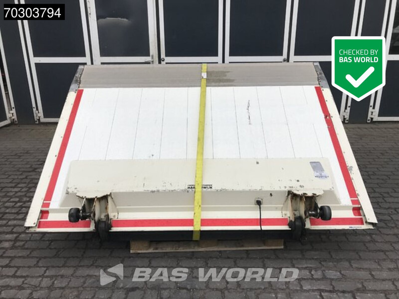 BAR - Avtomobil: slika 1 BAR - Avtomobil: slika 1