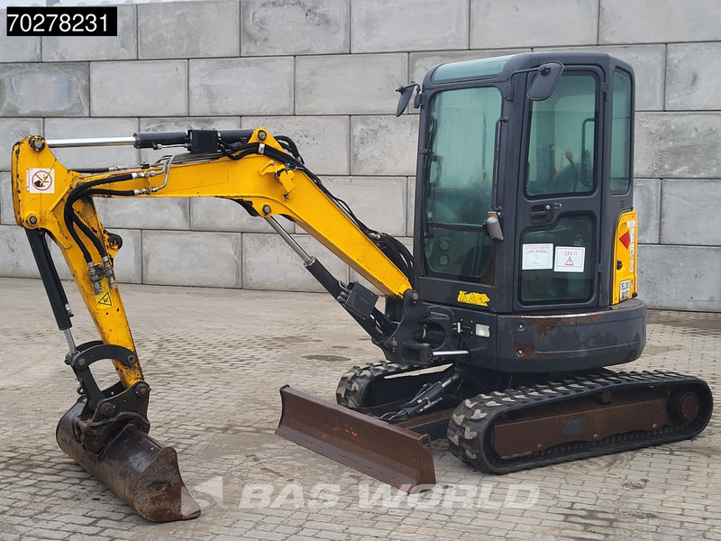 Bobcat E26 EM - Mini bager: slika 2 Bobcat E26 EM - Mini bager: slika 2