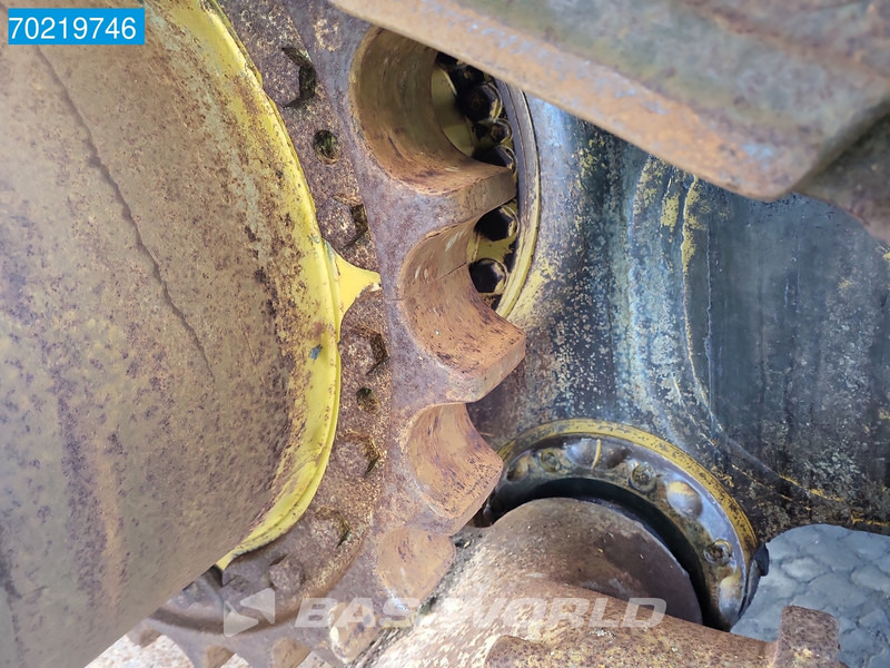 Buldožer Caterpillar D8 N: slika 19