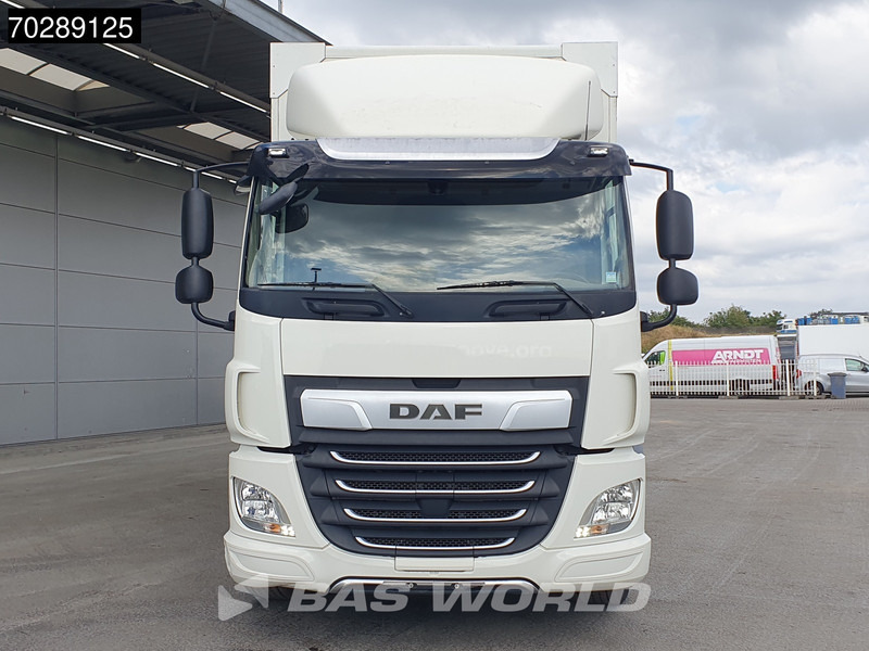 DAF CF 230 4X2 2000kg Ladebordwand Automatic 3 seats ACC Euro 6 - Tovornjak zabojnik: slika 5 DAF CF 230 4X2 2000kg Ladebordwand Automatic 3 seats ACC Euro 6 - Tovornjak zabojnik: slika 5
