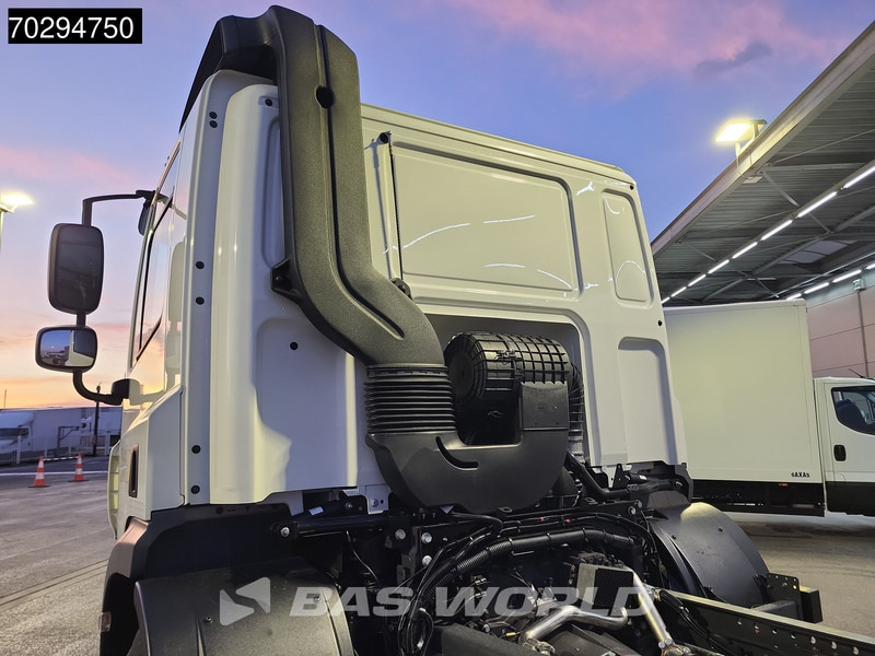 DAF CF 300 6X2 NEW chassis Lift/Steering Axle ACC Retarder Euro 6 - Tovornjak-šasija: slika 5 DAF CF 300 6X2 NEW chassis Lift/Steering Axle ACC Retarder Euro 6 - Tovornjak-šasija: slika 5
