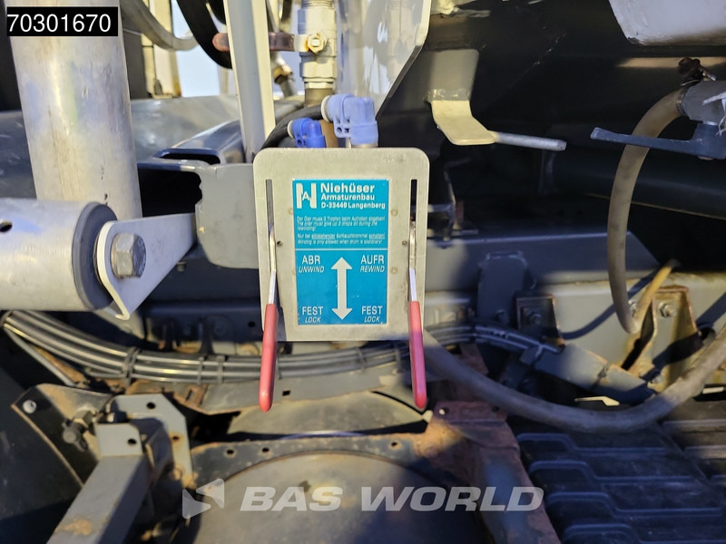 DAF CF75.310 4X2 13500 Lohr tanker 2 compartments ADR Manual Euro 3 - Tovornjak cisterna: slika 5 DAF CF75.310 4X2 13500 Lohr tanker 2 compartments ADR Manual Euro 3 - Tovornjak cisterna: slika 5