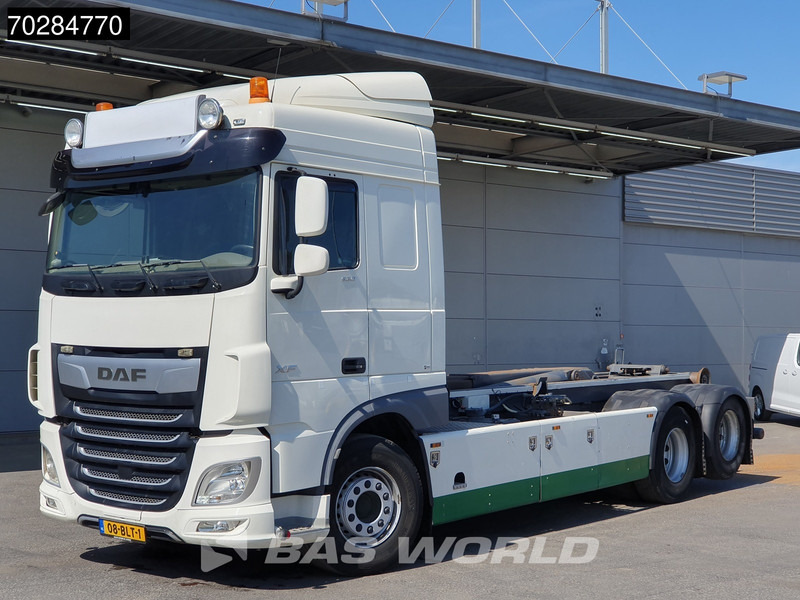 DAF XF 530 XF 6X2 NL-Truck VDL Hooklift Standklima Automatic ACC Euro 6 - Kotalni prekucni tovornjak: slika 3 DAF XF 530 XF 6X2 NL-Truck VDL Hooklift Standklima Automatic ACC Euro 6 - Kotalni prekucni tovornjak: slika 3