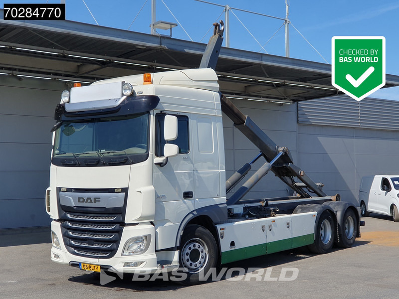 DAF XF 530 XF 6X2 NL-Truck VDL Hooklift Standklima Automatic ACC Euro 6 - Kotalni prekucni tovornjak: slika 1 DAF XF 530 XF 6X2 NL-Truck VDL Hooklift Standklima Automatic ACC Euro 6 - Kotalni prekucni tovornjak: slika 1