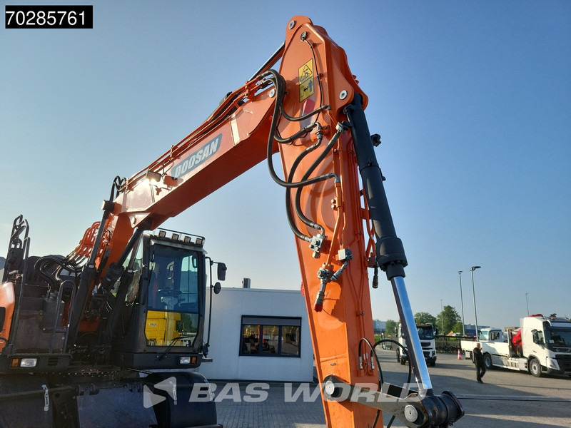 Bager na kolesih Doosan DX165W-5 DUTCH MACHINE: slika 10