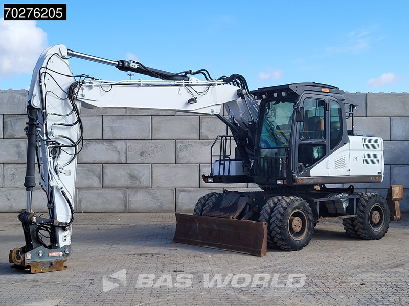 Doosan DX170 W-5 BLADE + OUTRIGGERS - Bager na kolesih: slika 2 Doosan DX170 W-5 BLADE + OUTRIGGERS - Bager na kolesih: slika 2