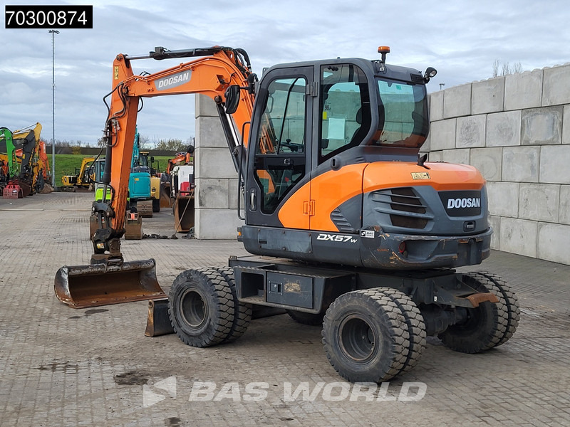 Doosan DX57 W-5 A/C - 3 Buckets - Bager na kolesih: slika 5 Doosan DX57 W-5 A/C - 3 Buckets - Bager na kolesih: slika 5