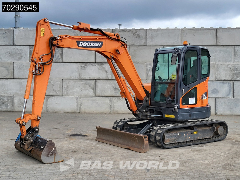 Doosan DX62R-3 3 BUCKETS - A/C - Mini bager: slika 3 Doosan DX62R-3 3 BUCKETS - A/C - Mini bager: slika 3