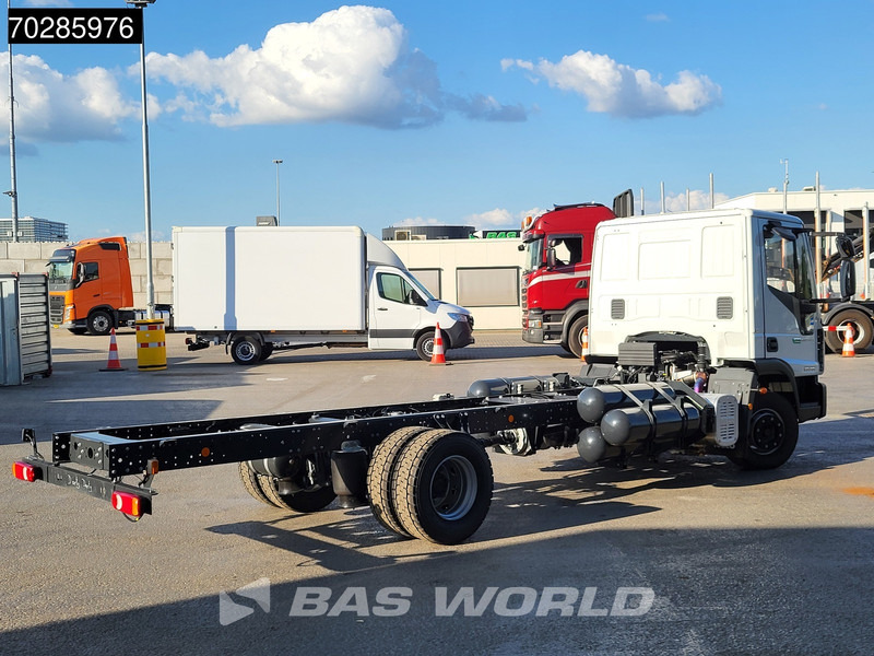 Iveco 120-210L 4X2 NEW 12tons chassis! CNG Engine Manual TELMA Retarder Euro 6 - Tovornjak-šasija: slika 5 Iveco 120-210L 4X2 NEW 12tons chassis! CNG Engine Manual TELMA Retarder Euro 6 - Tovornjak-šasija: slika 5