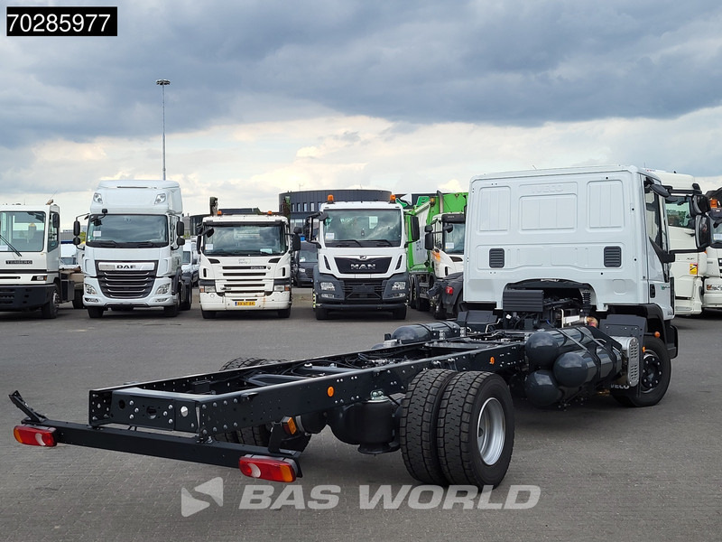 Iveco Eurocargo 120LE210 4X2 Nieuw! CNG 2xTanks Retarder TELMA Euro 6 - Tovornjak-šasija: slika 5 Iveco Eurocargo 120LE210 4X2 Nieuw! CNG 2xTanks Retarder TELMA Euro 6 - Tovornjak-šasija: slika 5