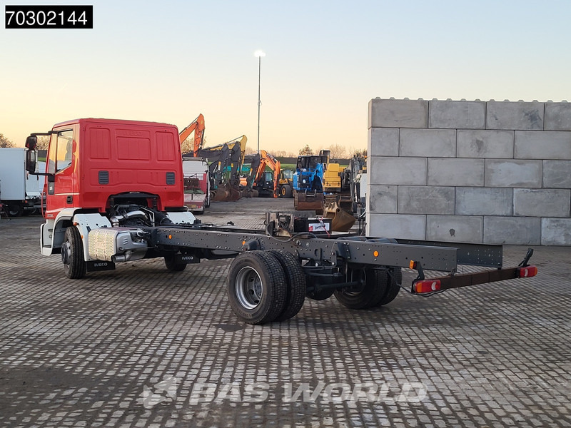 Iveco Eurocargo 160E320 4X2 NEW! 16T chassis 2016 production Euro 6 - Tovornjak-šasija: slika 2 Iveco Eurocargo 160E320 4X2 NEW! 16T chassis 2016 production Euro 6 - Tovornjak-šasija: slika 2