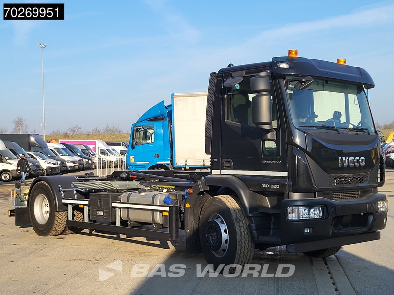 Iveco Eurocargo 180E320 4X2 NEW! 14tons Hiab Multilift ULT14S51 ACC Euro 6 - Kotalni prekucni tovornjak: slika 5 Iveco Eurocargo 180E320 4X2 NEW! 14tons Hiab Multilift ULT14S51 ACC Euro 6 - Kotalni prekucni tovornjak: slika 5
