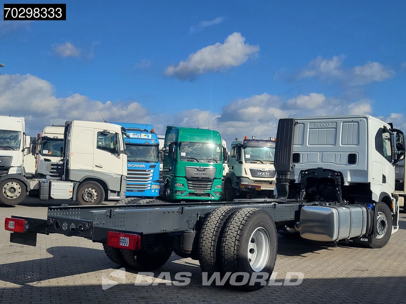 Iveco S-Way 340 4X2 NEW! Chassis Automatic Navi LED Euro 6 - Tovornjak-šasija: slika 5 Iveco S-Way 340 4X2 NEW! Chassis Automatic Navi LED Euro 6 - Tovornjak-šasija: slika 5