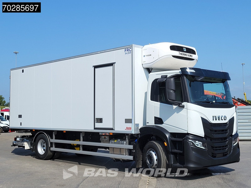 Iveco S-Way 400 4X2 NEW! Thermo King T-1200R ATP 2000kg Ladebordwand Navi ACC - Tovornjak hladilnik: slika 3 Iveco S-Way 400 4X2 NEW! Thermo King T-1200R ATP 2000kg Ladebordwand Navi ACC - Tovornjak hladilnik: slika 3