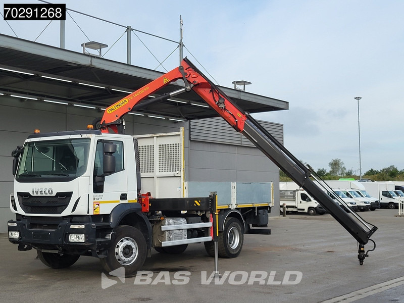 Iveco Trakker 310 4X2 Palfinger PK14002 EH Crane Kran Rotator Steelsuspension Big-Axle Manual Euro 6 - Tovornjak s kesonom, Tovornjak z dvigalom: slika 5 Iveco Trakker 310 4X2 Palfinger PK14002 EH Crane Kran Rotator Steelsuspension Big-Axle Manual Euro 6 - Tovornjak s kesonom, Tovornjak z dvigalom: slika 5
