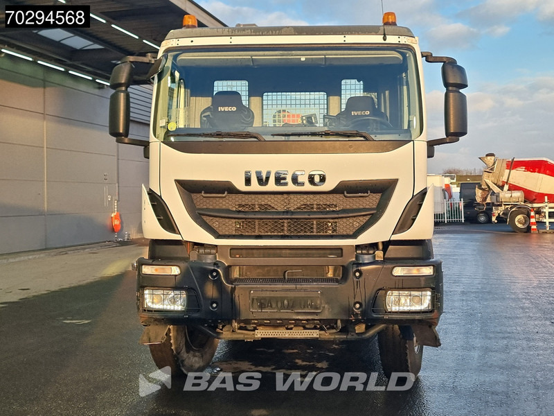 Iveco Trakker 360 6X4 ONLY CHASSIS! Full Steel Big-Axle Euro 6 - Tovornjak-šasija: slika 5 Iveco Trakker 360 6X4 ONLY CHASSIS! Full Steel Big-Axle Euro 6 - Tovornjak-šasija: slika 5