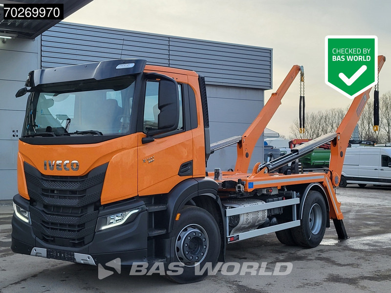 Iveco X-Way 360 4X2 NEW! HIAB 12tons skiploader Automatic Euro 6 - Komunalni tovornjak: slika 1 Iveco X-Way 360 4X2 NEW! HIAB 12tons skiploader Automatic Euro 6 - Komunalni tovornjak: slika 1