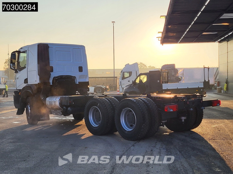 Iveco X-Way 500 X-Way 6X4 NEW 6x4 chassis Sleepercab Rear Air suspension Automatic Euro 6 - Tovornjak-šasija: slika 2 Iveco X-Way 500 X-Way 6X4 NEW 6x4 chassis Sleepercab Rear Air suspension Automatic Euro 6 - Tovornjak-šasija: slika 2