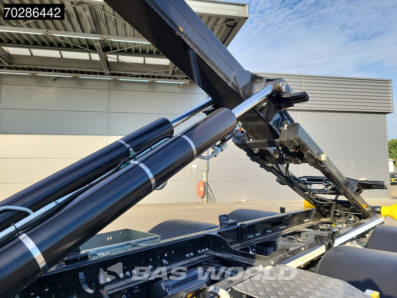 Iveco X-Way 580 6X2 NEW Palfinger PHT20SLD5 Hooklift Lift+steering Axle Automatic Navi ACC LED - Kotalni prekucni tovornjak: slika 3 Iveco X-Way 580 6X2 NEW Palfinger PHT20SLD5 Hooklift Lift+steering Axle Automatic Navi ACC LED - Kotalni prekucni tovornjak: slika 3
