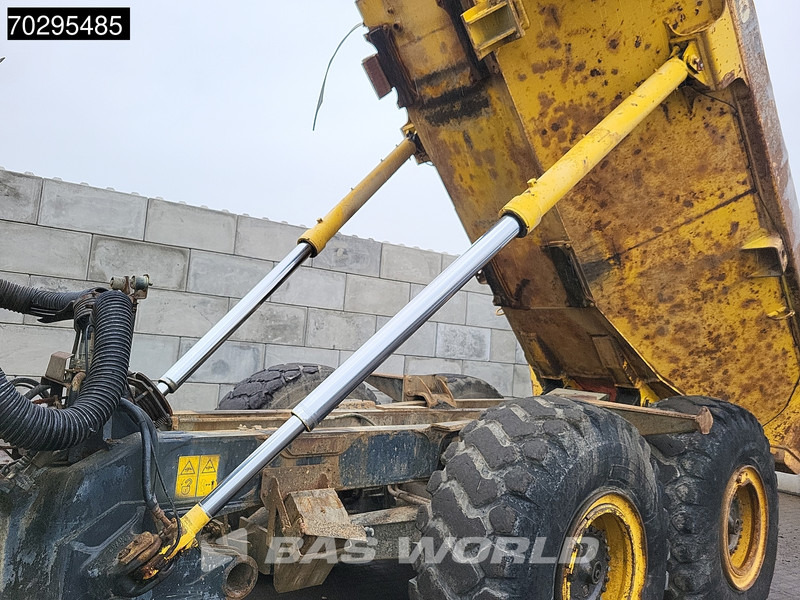 Zglobni demper Komatsu HM300-2: slika 11