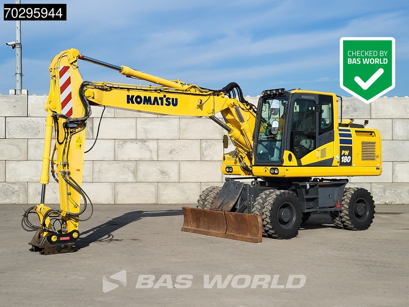 Komatsu PW180 -11 - Bager na kolesih: slika 1 Komatsu PW180 -11 - Bager na kolesih: slika 1