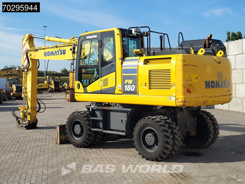 Komatsu PW180 -11 - Bager na kolesih: slika 2 Komatsu PW180 -11 - Bager na kolesih: slika 2