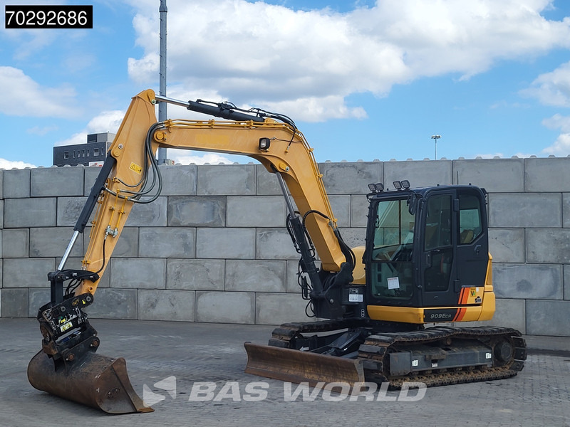 LIUGONG CLG909 ECR A/C - 3 BUCKETS - Mini bager: slika 2 LIUGONG CLG909 ECR A/C - 3 BUCKETS - Mini bager: slika 2