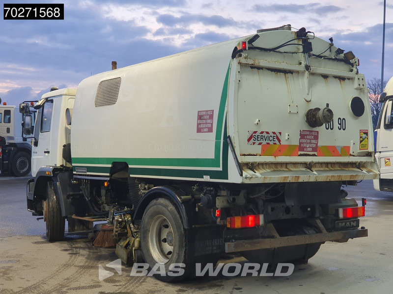 MAN LE 15.250 4X2 Eurovoirie Sweeper Manual Steelsuspension Euro 3 - Vozilo za pometanje: slika 2 MAN LE 15.250 4X2 Eurovoirie Sweeper Manual Steelsuspension Euro 3 - Vozilo za pometanje: slika 2