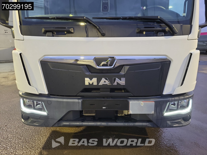 Tovornjak s ponjavo MAN TGL 12.250 4X2 Low Mileage! 12tonner 1500kg Ladebordwand Automatic Euro 6: slika 17