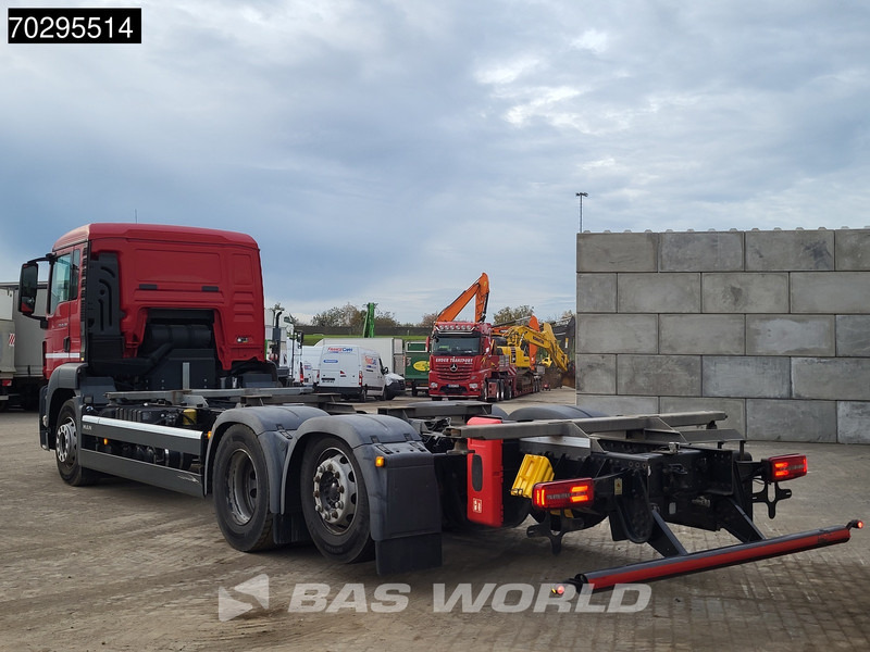 MAN TGS 26.320 TGS 6X2 ADR BDF Lift + Steering Axle Euro 6 - Kontejnerski tovornjak/ Tovornjak z zamenljivim tovoriščem: slika 2 MAN TGS 26.320 TGS 6X2 ADR BDF Lift + Steering Axle Euro 6 - Kontejnerski tovornjak/ Tovornjak z zamenljivim tovoriščem: slika 2