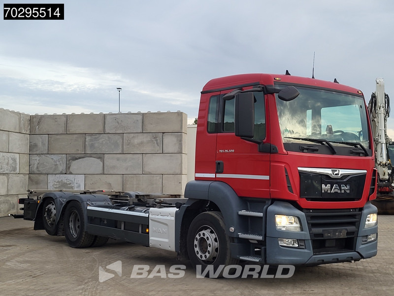 MAN TGS 26.320 TGS 6X2 ADR BDF Lift + Steering Axle Euro 6 - Kontejnerski tovornjak/ Tovornjak z zamenljivim tovoriščem: slika 3 MAN TGS 26.320 TGS 6X2 ADR BDF Lift + Steering Axle Euro 6 - Kontejnerski tovornjak/ Tovornjak z zamenljivim tovoriščem: slika 3