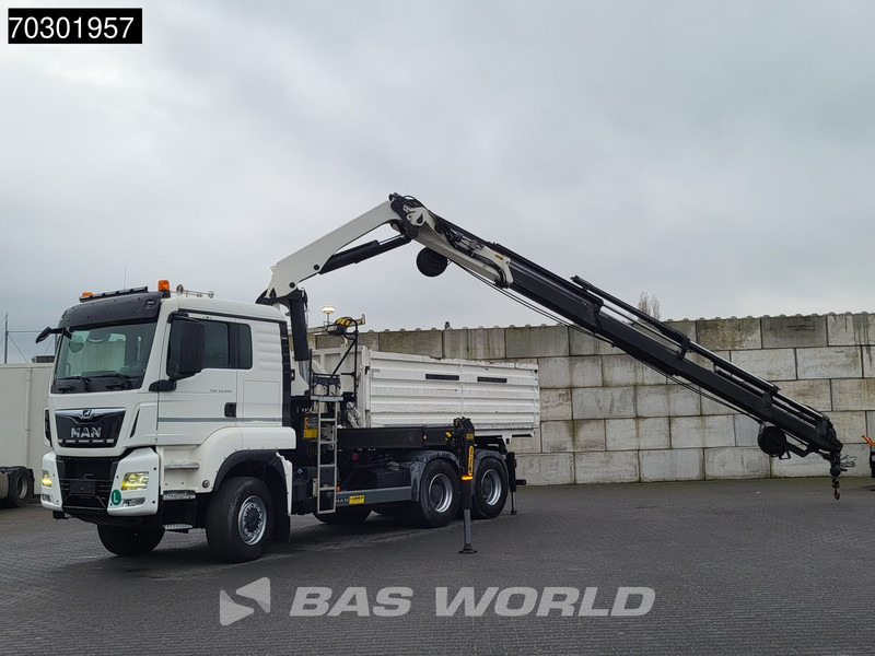 MAN TGS 33.420 6X6 Palfinger PK33002 EH Crane 12m3 tipper Manual Retarder Big-Axle Euro 6 - Tovornjak prekucnik, Tovornjak z dvigalom: slika 2 MAN TGS 33.420 6X6 Palfinger PK33002 EH Crane 12m3 tipper Manual Retarder Big-Axle Euro 6 - Tovornjak prekucnik, Tovornjak z dvigalom: slika 2